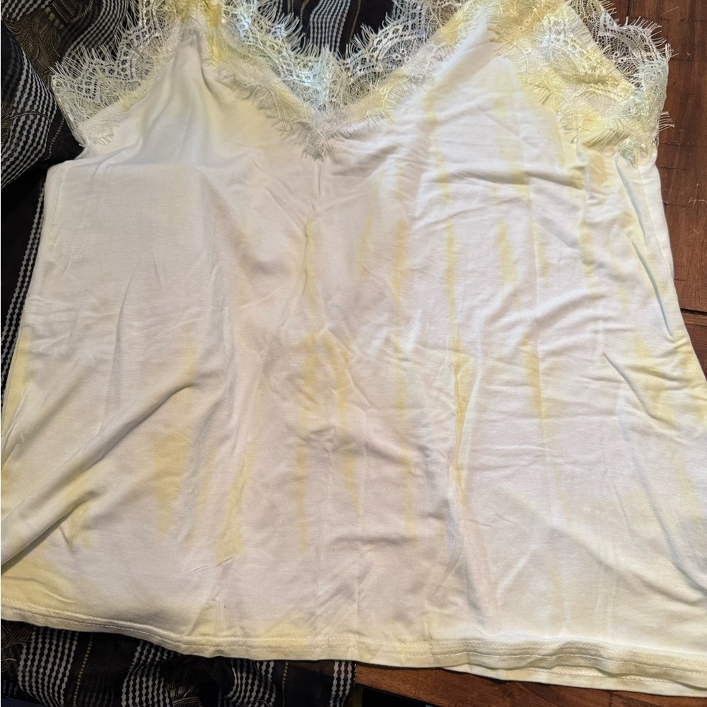 POL Lace Trimmed yellow and white tank Top NWOT
